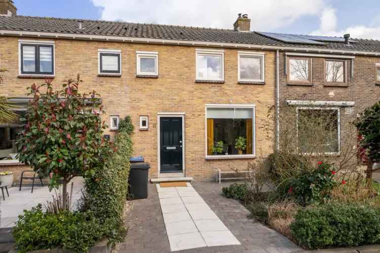 Huis te koop Olmenlaan Schiedam 3 slaapkamers diepe tuin