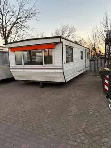 Twee Chalets Te Koop Uitstekende Staat En Renovatieproject