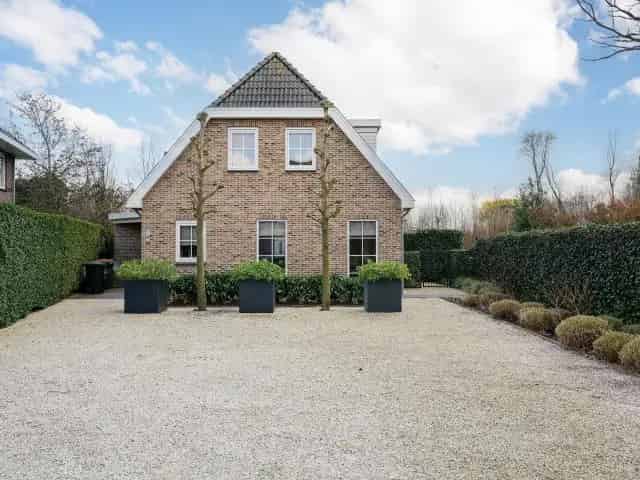 Huis te koop Almere Buiten Sieradenbuurt