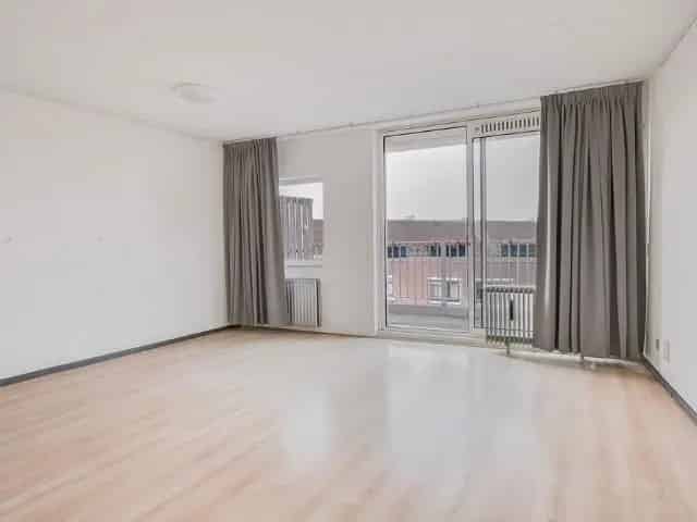 Ruim 4 Kamer Appartement Diemen 100m2 Terras Prive Berging