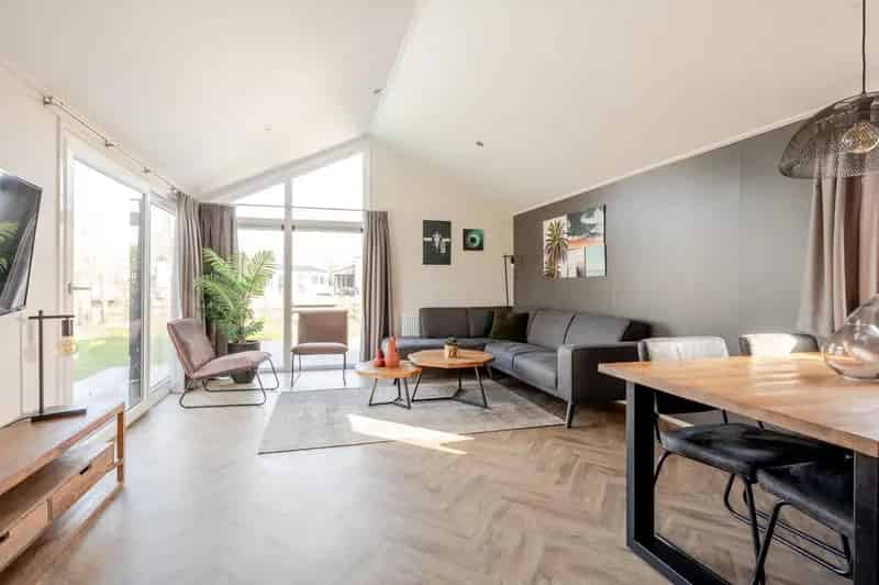 Chalet EuroParcs Zuiderzee 49m2 2 slaapkamers