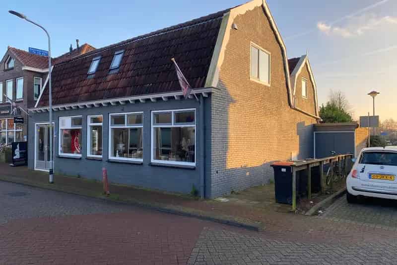 Horecaruimte met 5 Woonruimten te Grootebroek