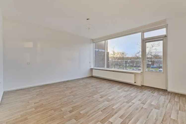 Appartement Te Koop in 23, Zonneplein, Bergen op Zoom, Noord-Brabant