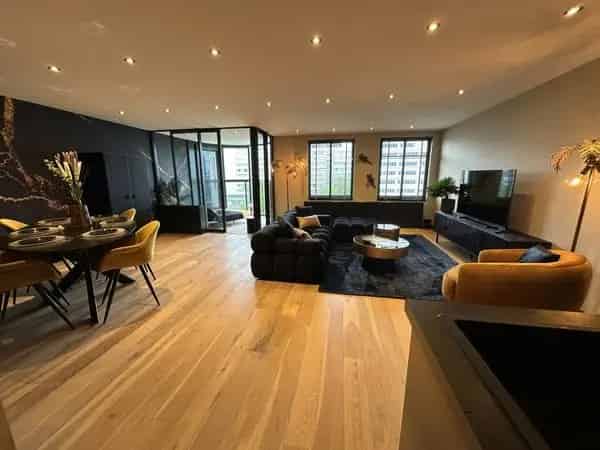 3-Kamerappartement Hofplein Rotterdam