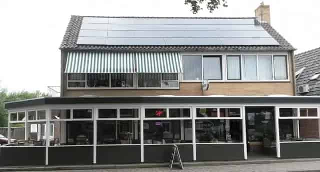 Cafetaria en EétCafé ‘n Esch in Den Ham te koop inclusief onroerend goed