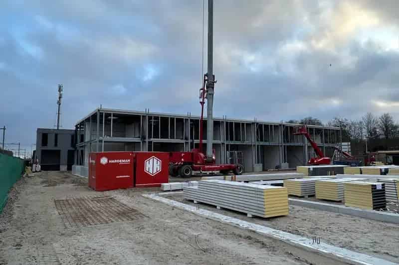 Bedrijfshal Heemstede 79m2  Energielabel A++ Te Koop