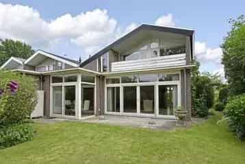 Te huur in Theodorus Backerlaan, Odijk met 5 slaapkamer(s)