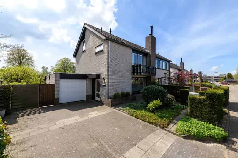 Royale Twee Onder Een Kapwoning Joure