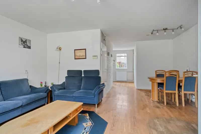 Huis te koop Schiedam Noord Vlinderhoven 90m2 te moderniseren