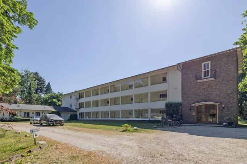 Appartement te koop Hilversum: 2-kamer, balkon, nieuwe keuken