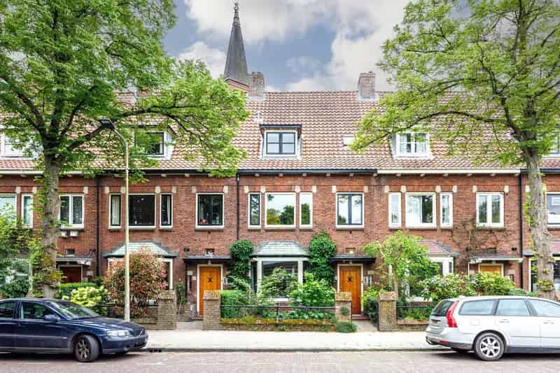 Rijksmonumentale Jaren 30 Woning Leiden 5 Slaapkamers Ruime Tuin
