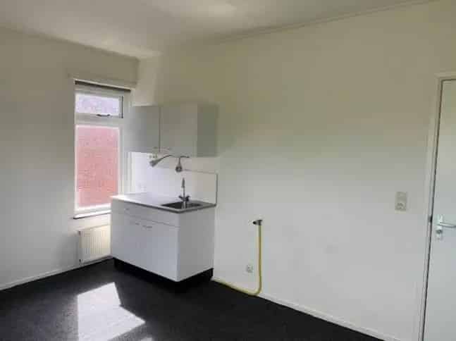Kamer 15m2 te huur Mozartstraat Inclusief GWE