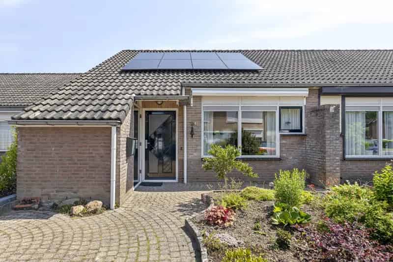 Levensloopbestendige woning te Herveld met tuinhuis