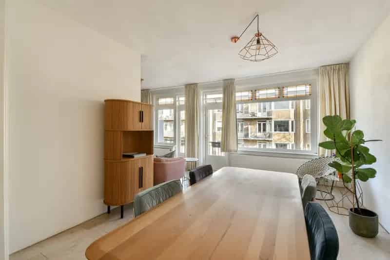 Appartement te koop Amsterdam Erasmuspark 2 balkons 59m²
