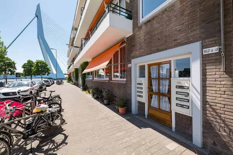 Uniek Noordereiland: 2 Slaapkamers, 99m2 Tuin, Rustig Wonen
