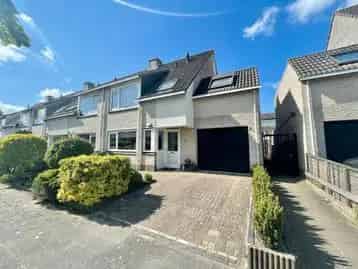Te Huur: 5 Slaapkamers Huis Veldlust Amstelveen