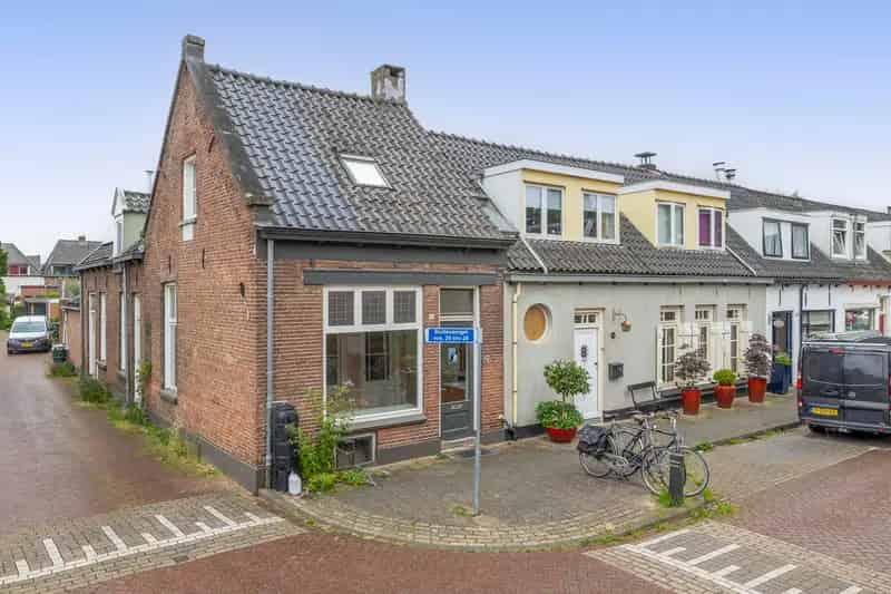 Huis te koop Buitensingel 14 Zutphen: Kluswoning met Potentie
