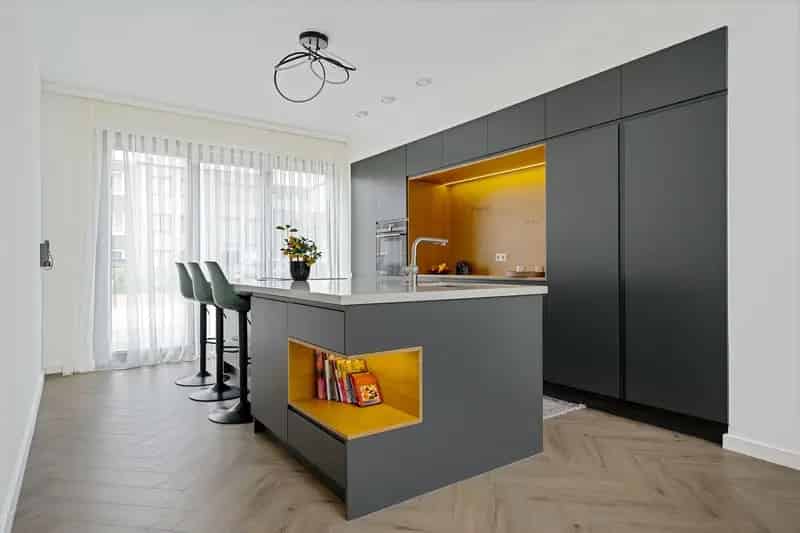 Herenhuis 6 slaapkamers Den Haag  A+++