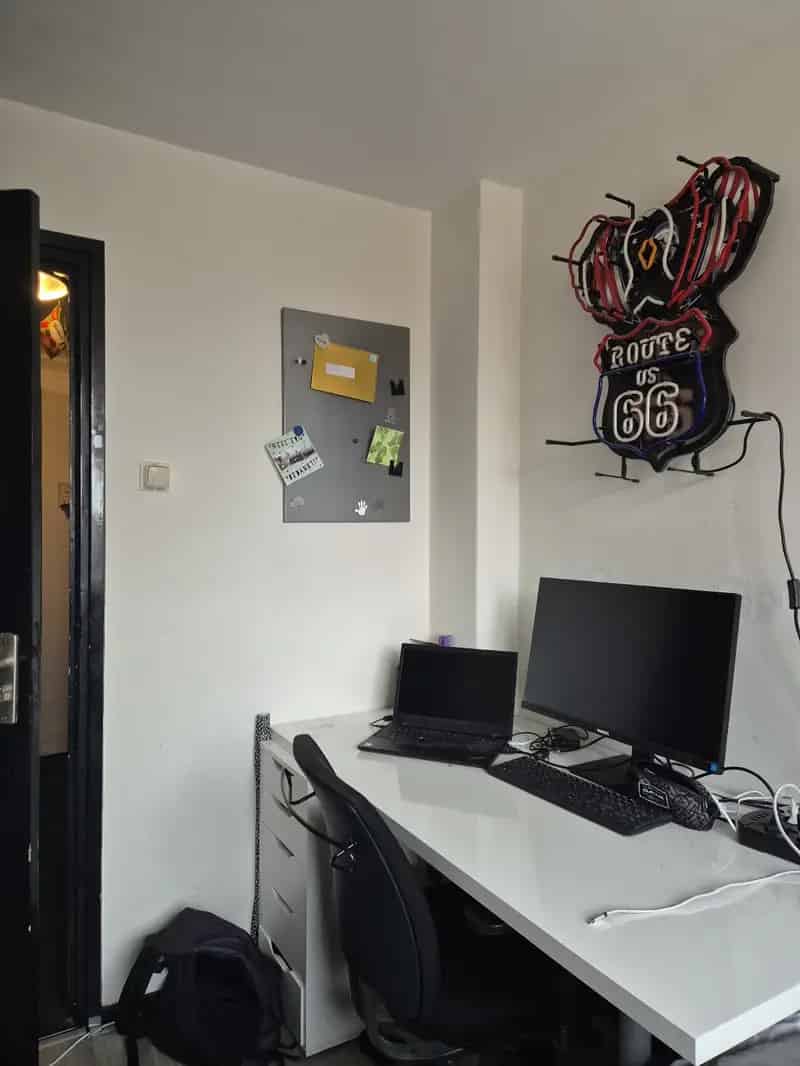 Kamer in Studentenhuis boven Winkelcentrum Twekkeler