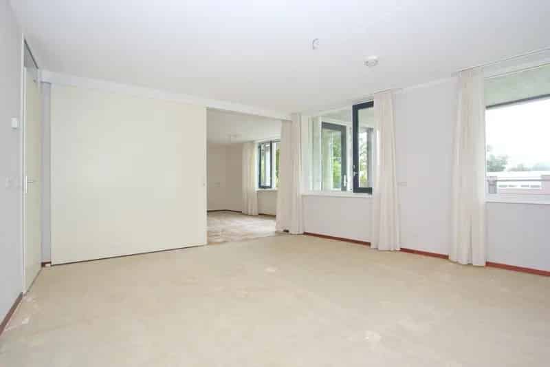 Ruim appartement Angelslo 2 slaapkamers balkon parkeerplaats