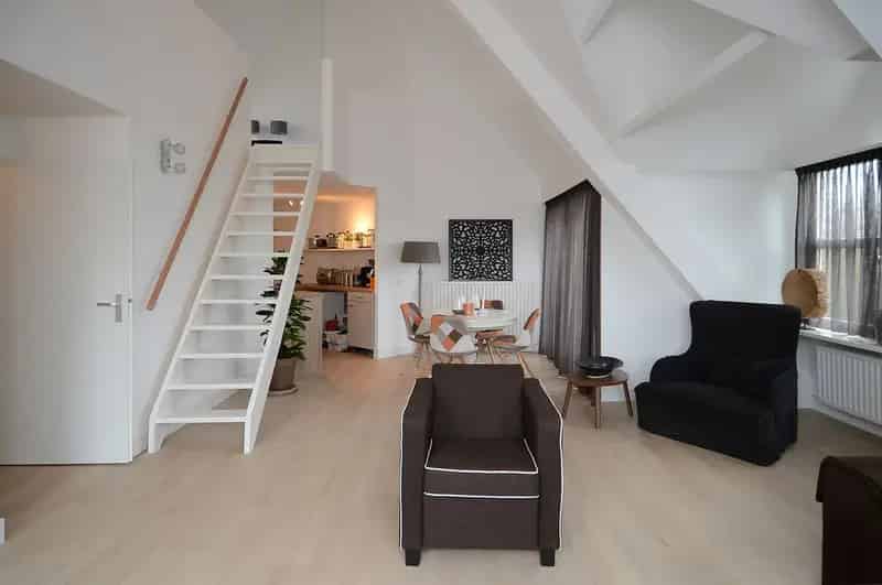 4 Kamer Maisonnette Eemnes 100m2 Balkon Lift Berging