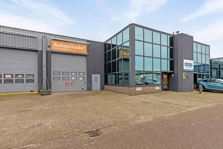 765 m2 Bedrijfsruimte te Huur Rotterdam