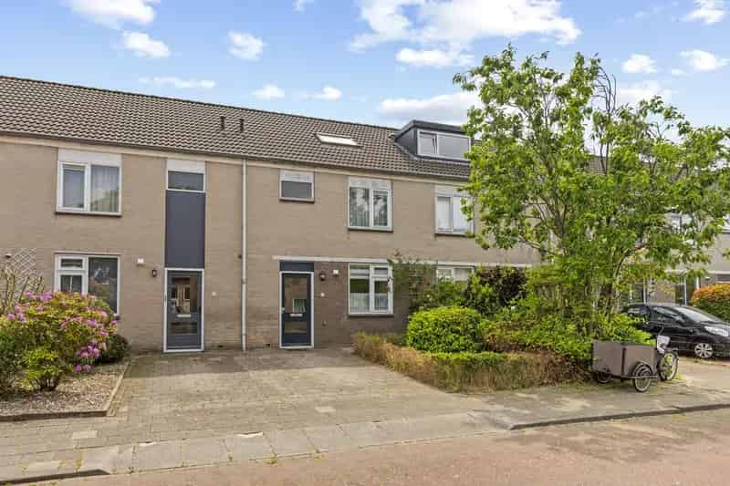 Huis te koop Amersfoort Kruiskamp 3 slaapkamers tuin parkeerplaats