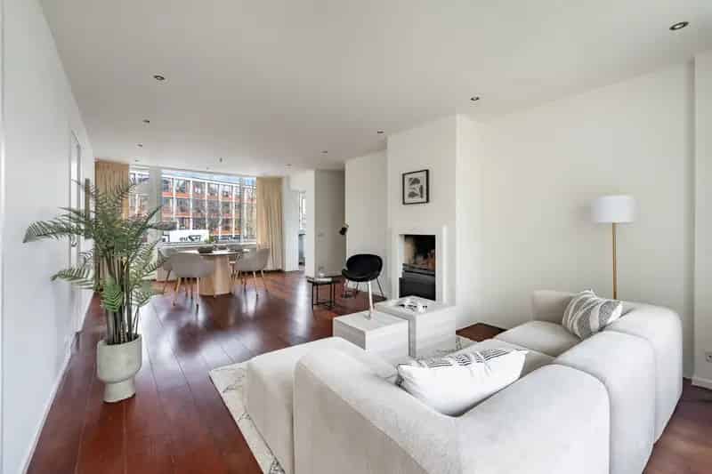 Appartement Zuidas Rijksmonument 96m2 2Balkons Garage