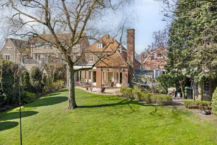 Huis te koop Made Centrum: Ruime woning met garage en diepe tuin