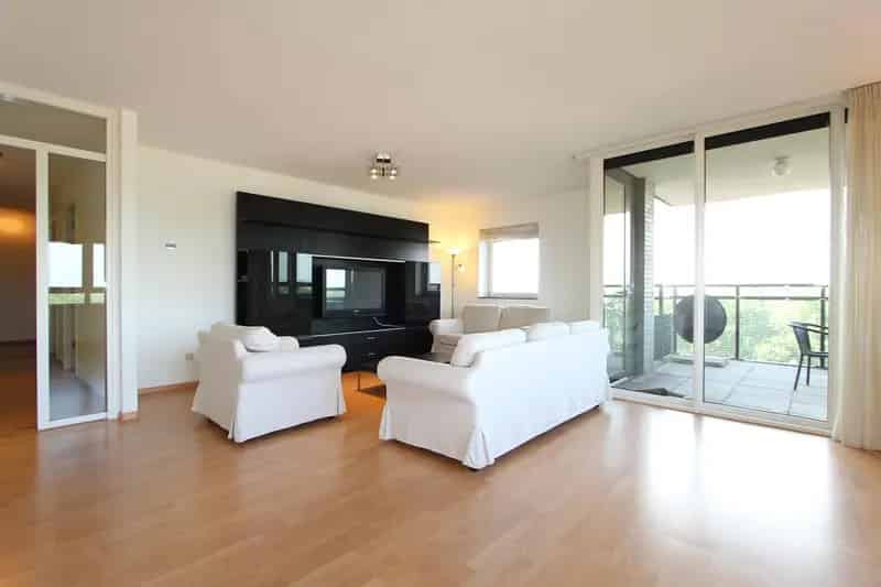 2 Slaapkamer Appartement 110m2 Gemeubileerd Balkon Garage 2010