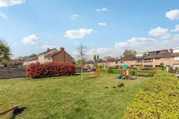 Een gezinswoning in Vierhoven met ruime tuin