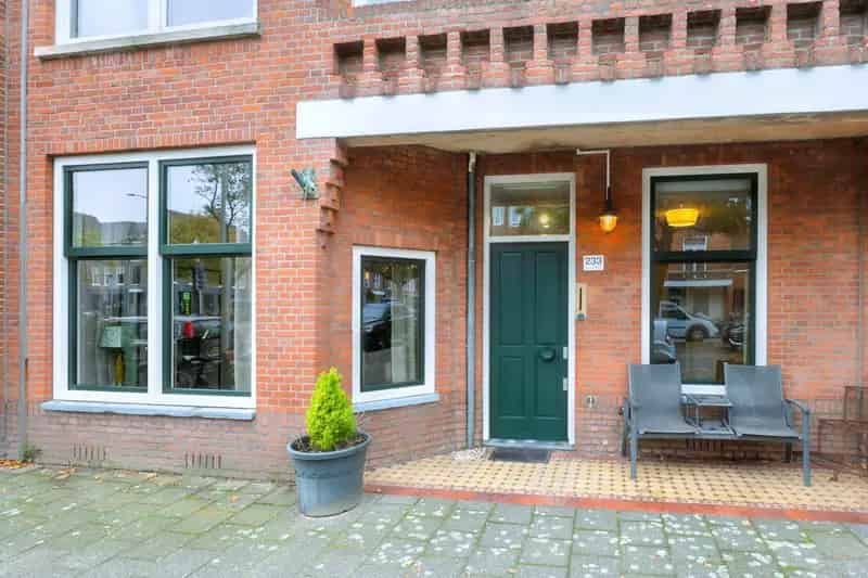 Appartement te koop Den Haag Bomenbuurt 4 kamers 116m2 tuin