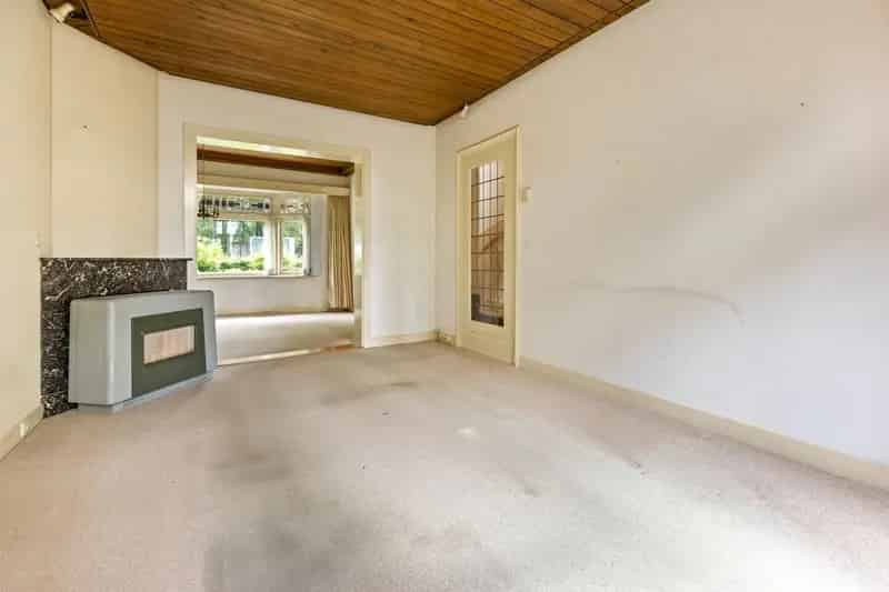 Huis te koop Vught: Charmante Vooroorlogse Tweekapper met Diepe Tuin