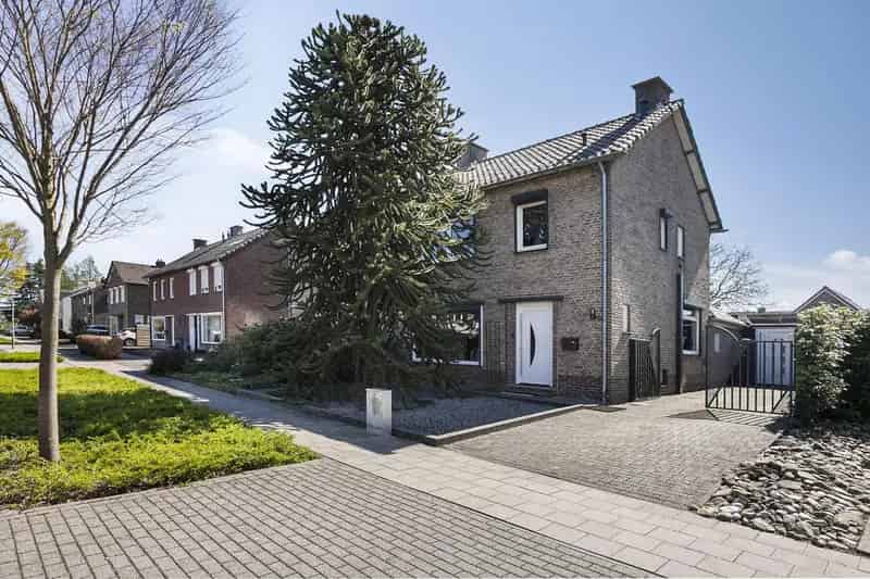 2 Onder 1 Kapwoning Urmond Dubbele Bewoning Appartement