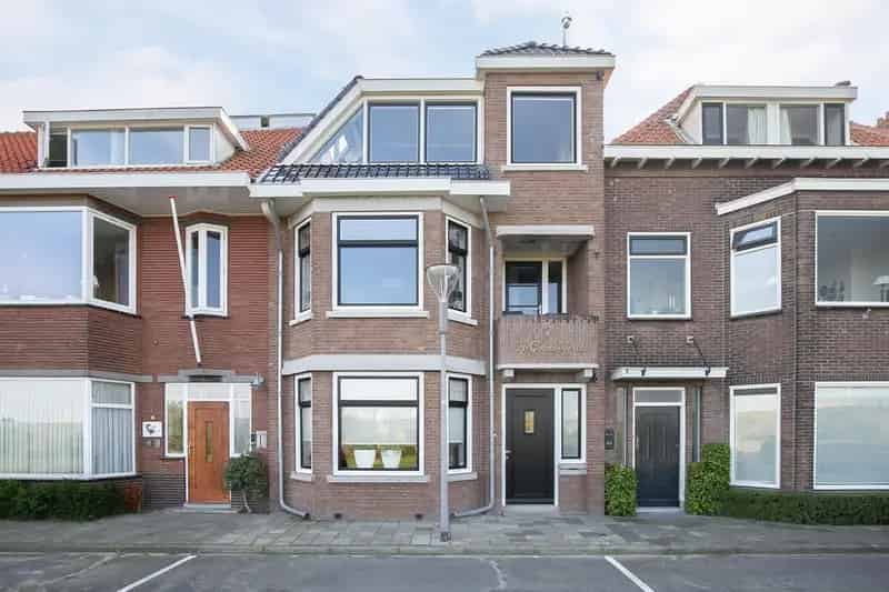 Herenhuis Scheldekade Terneuzen 4 slaapkamers  Uitzicht Westerschelde