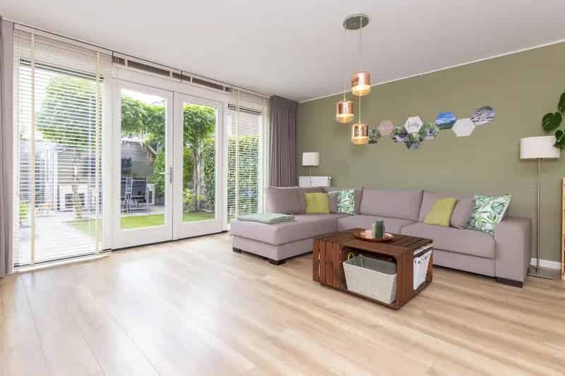 Ruime Tussenwoning Bangert Oosterpolder 3 slaapkamers Zonnepanelen