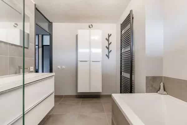 3 Slaapkamers Eengezinswoning Almere Parkwijk Recente Renovatie