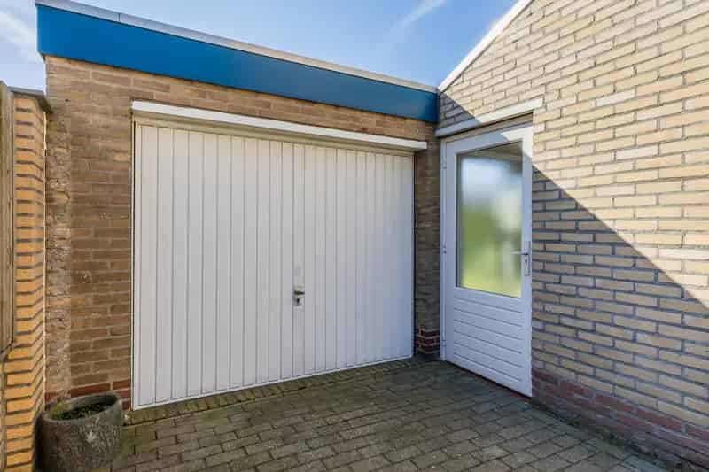 Tweekapper Maasbracht 110m²  Serre Garage Tuin