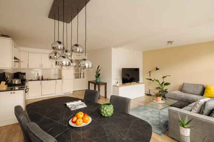 Appartement te koop De Pijp 2 slaapkamers balkon Amsterdam