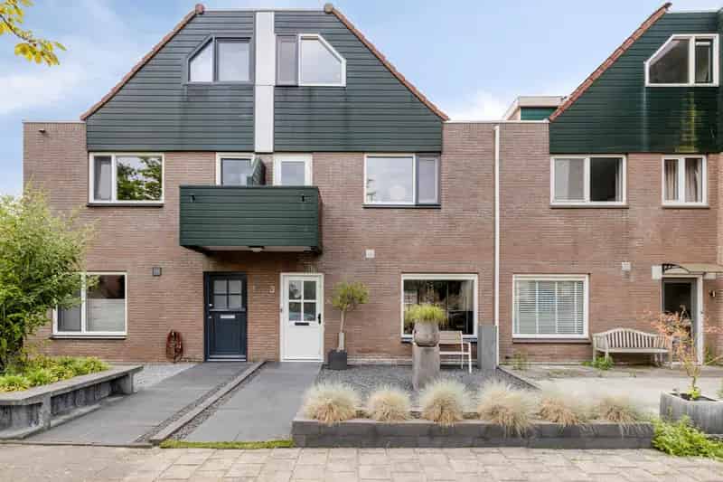 Moderne Tussenwoning 4 Slaapkamers Veenendaal