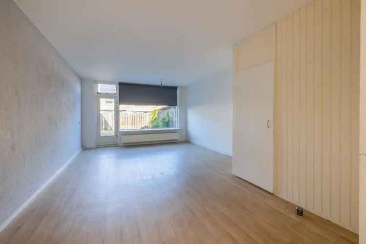 Tussenwoning 3 slaapkamers te moderniseren kindvriendelijke locatie