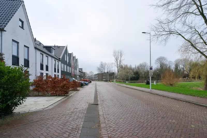 Amsterdam Noord Elzenhagen Ruime Familiewoning 3 slaapkamers 117m²