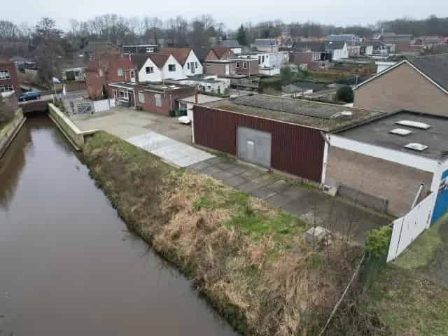 Half Vrijstaande Woning Roosendaal Ruim Perceel Ontwikkelingsmogelijkheden