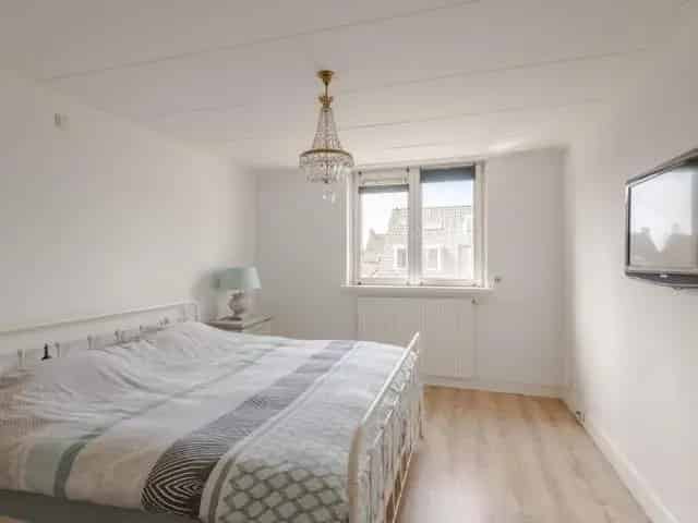 5 Slaapkamer Familiewoning te Huur Baambrugge