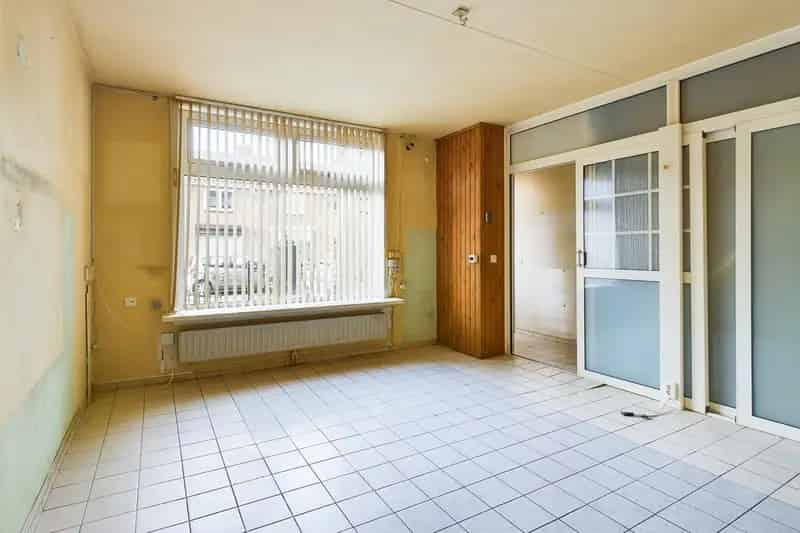 Te moderniseren tussenwoning Terneuzen 3 slaapkamers