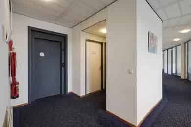 325 m2 Kantoorruimte te Huur Den Haag Regenbogen Business Center