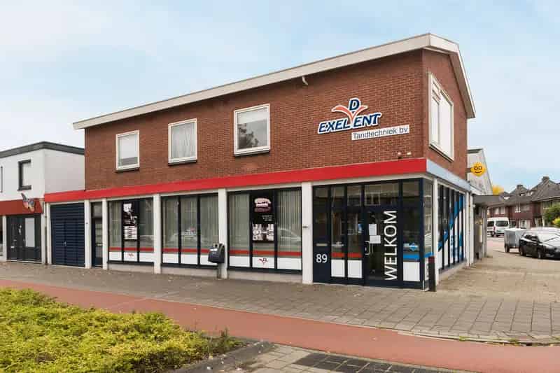 Commerciële Ruimte Hengelo Te Huur 212m²