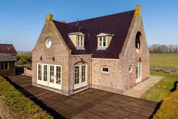 Vrijstaande woning 262m2 Monnickendam 5 slaapkamers 2 badkamers