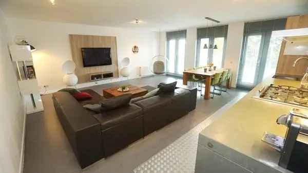 Appartement Te Huur in Rotterdam, Zuid-Holland