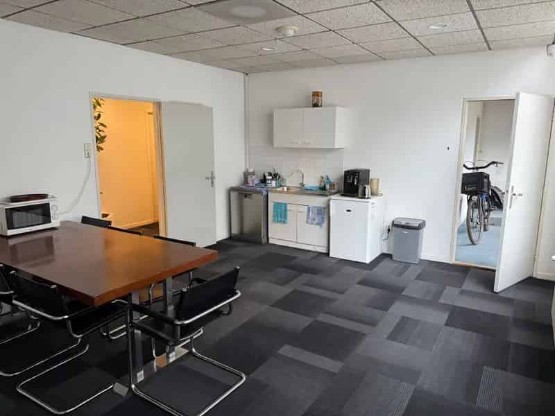 Kantoor Amsterdam | Zoek kantoren te huur: Pakingehof 32 1069 XJ Amsterdam 